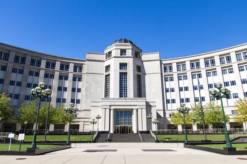 دادگاه عالی میشیگان در ساختمان تالار دادگستری - Shutterstock