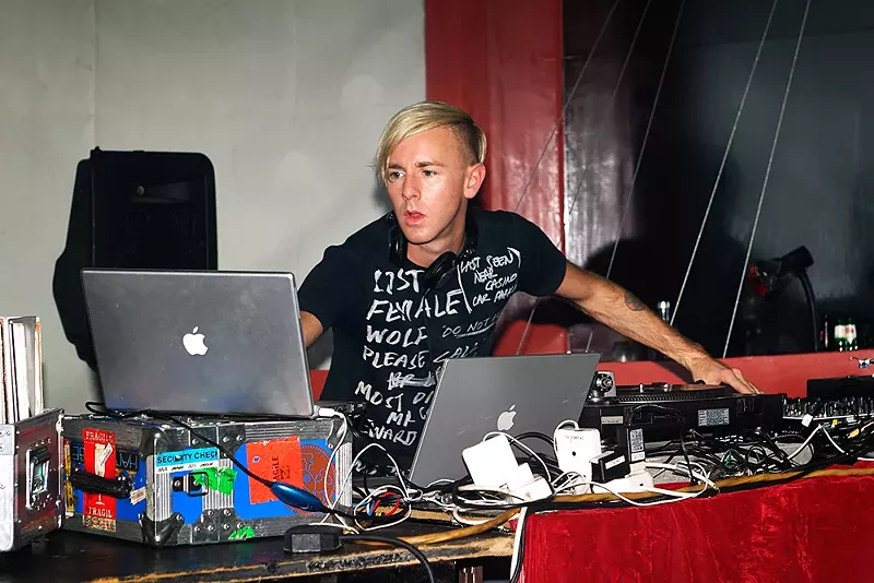 Richie Hawtin in 2004. - Debbie Bragg / Everynight Images / Alamy Stock Photo