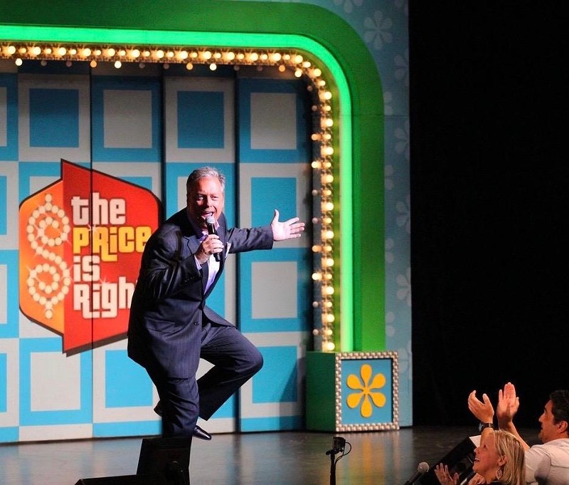 Todd Newton hosts The Price Is Right Live. - Carmcarp1, Wikimedia Creative Commons