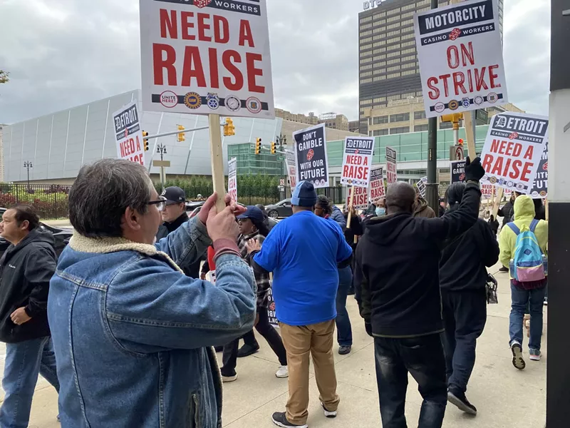 Striking Detroit casino workers outside of MGM Grand Detroit Casino on Thursday. - Ken Coleman, Michigan Advance