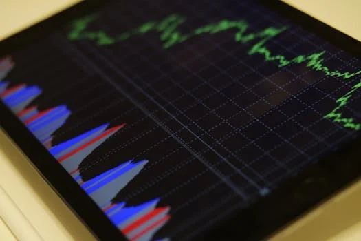 Looking Into Trading: The Factors to Consider