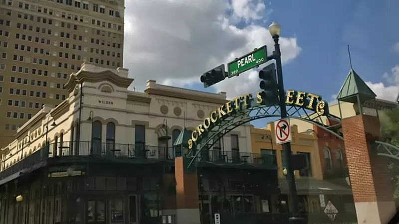San Antonio River Walk Guide & My Experience