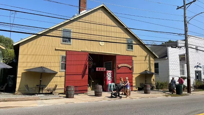 Maryland Breweries: Top 10 Spots for Beer Lovers