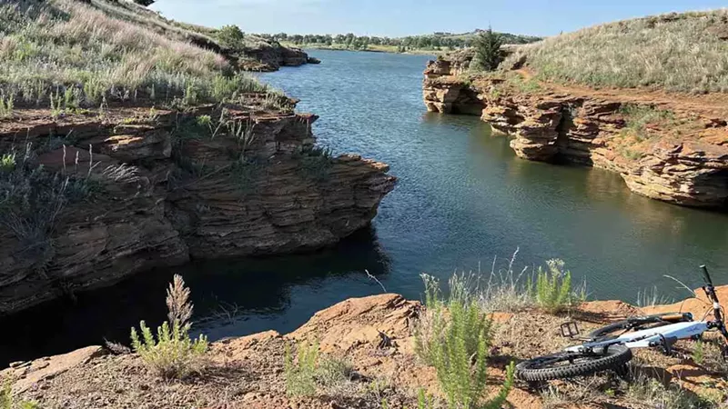 A Nature Lover’s Retreat Nestled in Wilson Lake, Kansas