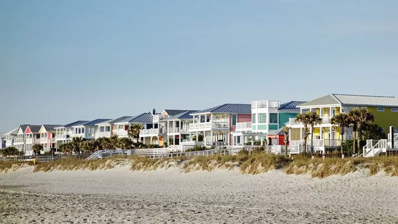 Exploring the Coastal Charm of North Carolina Beaches