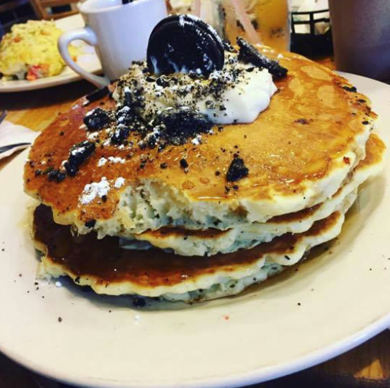 Oreo Pancakes from Hudson Cafe. - Instagram via @gabriellevicmm