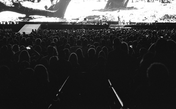 Review: U2 relive epic 'Joshua Tree' at Ford Field (2)