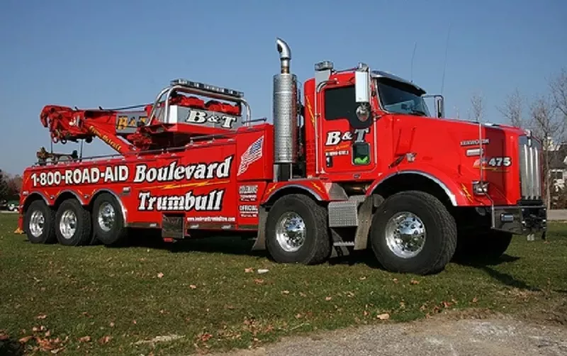 A truck with Gasper Fiore's Detroit-based Boulevard and Trumbull towing company. - Pintrest