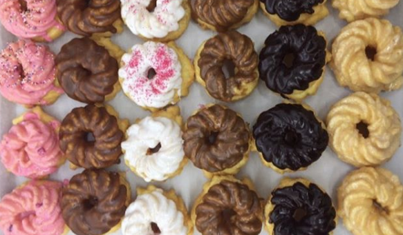 8 Mile doughnut shop opens next to a pot dispensary on Wednesday (2)