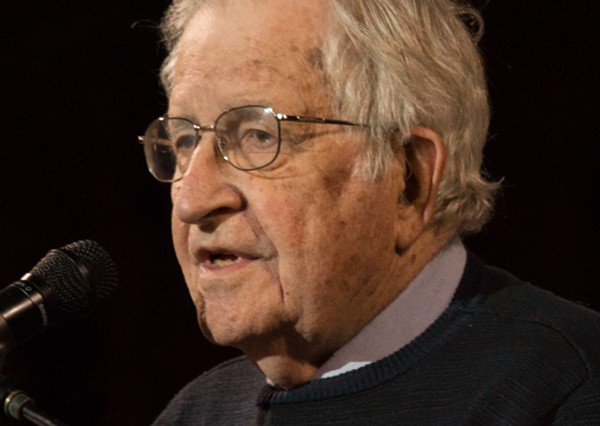 Chomsky: Trump is ‘accelerating the race to disaster’ for planet Earth