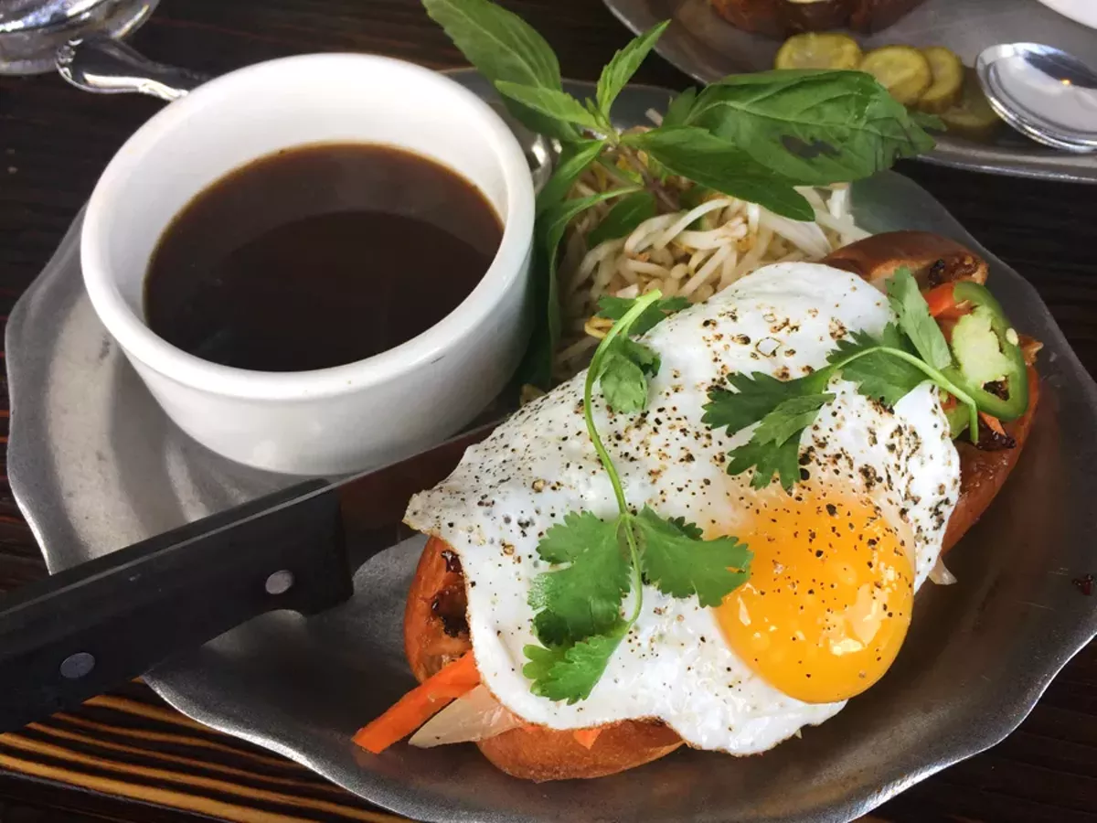 Good Morning Vietnam from Joebar.