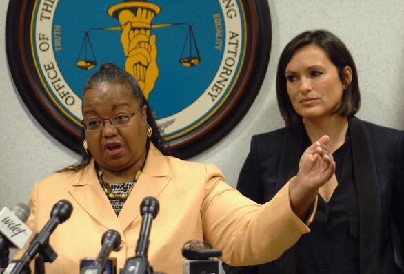 Wayne County Prosecutor Kym Worthy and actress Mariska Hargitay, of TV's Law and Order: SVU, at a 2014 news conference on the rape kit initiative. - MT FILE PHOTO