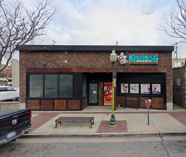 20 Detroit area dive bars that have been around for more than 30 years