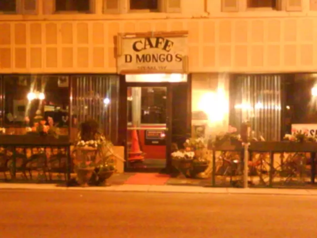 Cafe D'Mongos - 1439 Griswold St., Live music, Detroit-themed cocktails, plenty of characters, and a kitchen. Only open Fridays and Saturdays (photo by Iakeesha p./Yelp).