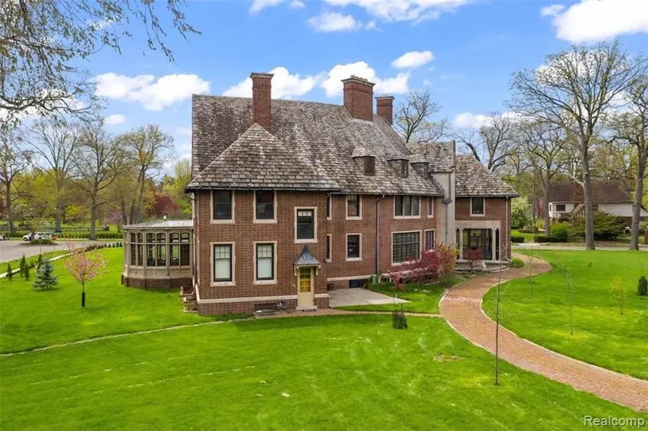 This $1.85 million Alvin E. Harley-designed mansion in Detroit's Palmer Woods has a ballroom