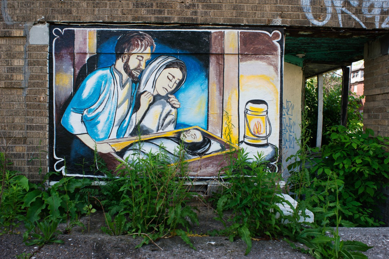 Nativity scene comissioned by Kat, painted on the ruins of the Goethe apartment building. McClellan at Goethe, Detroit, 2014.