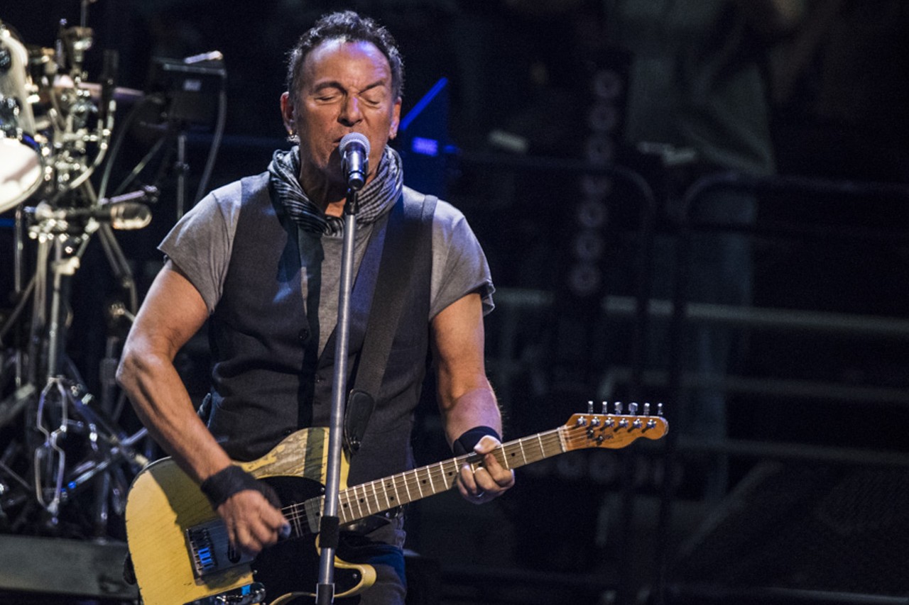 40 photos from Bruce Springsteen at The Palace | Detroit | Detroit ...