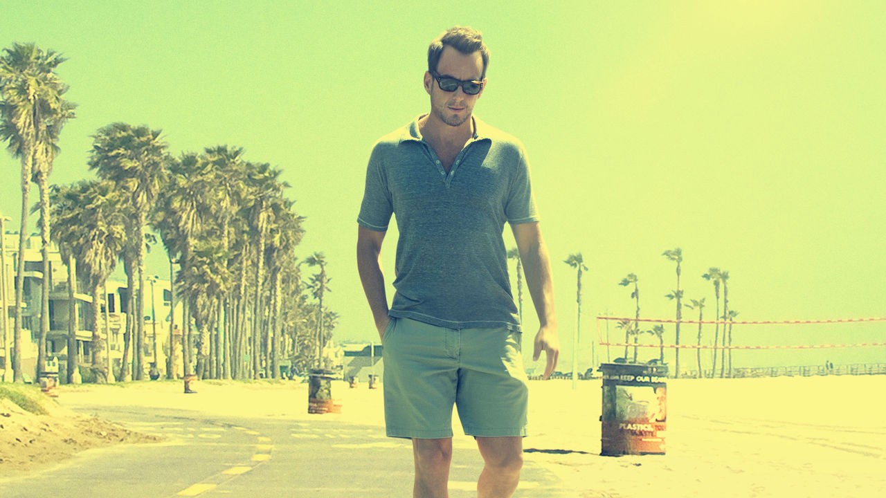 Flaked This Netflix original series had us scratching our heads, but we&#146;re still committed to finishing the 8-episode show. It stars Will Arnett who plays a recovering alcoholic who lives in Venice Beach, California and is trying to get his life together. It is nice to see Arnett playing a more serious character, but this is supposed to be a comedy and Flaked is following the trend of over-serious comedies like Girls, Louie, and Looking.