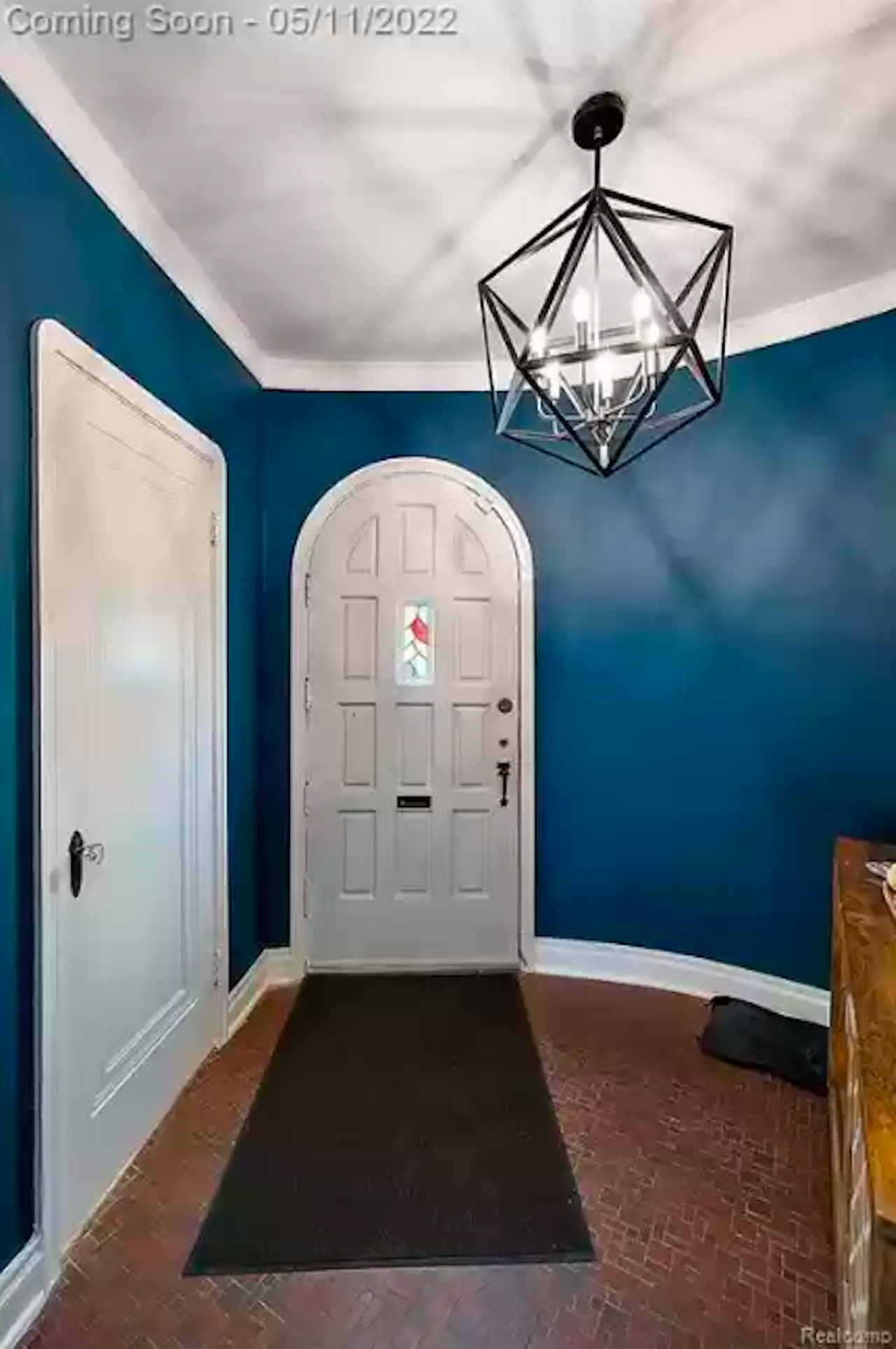 This 525K home is a mini castle in Detroit’s University District