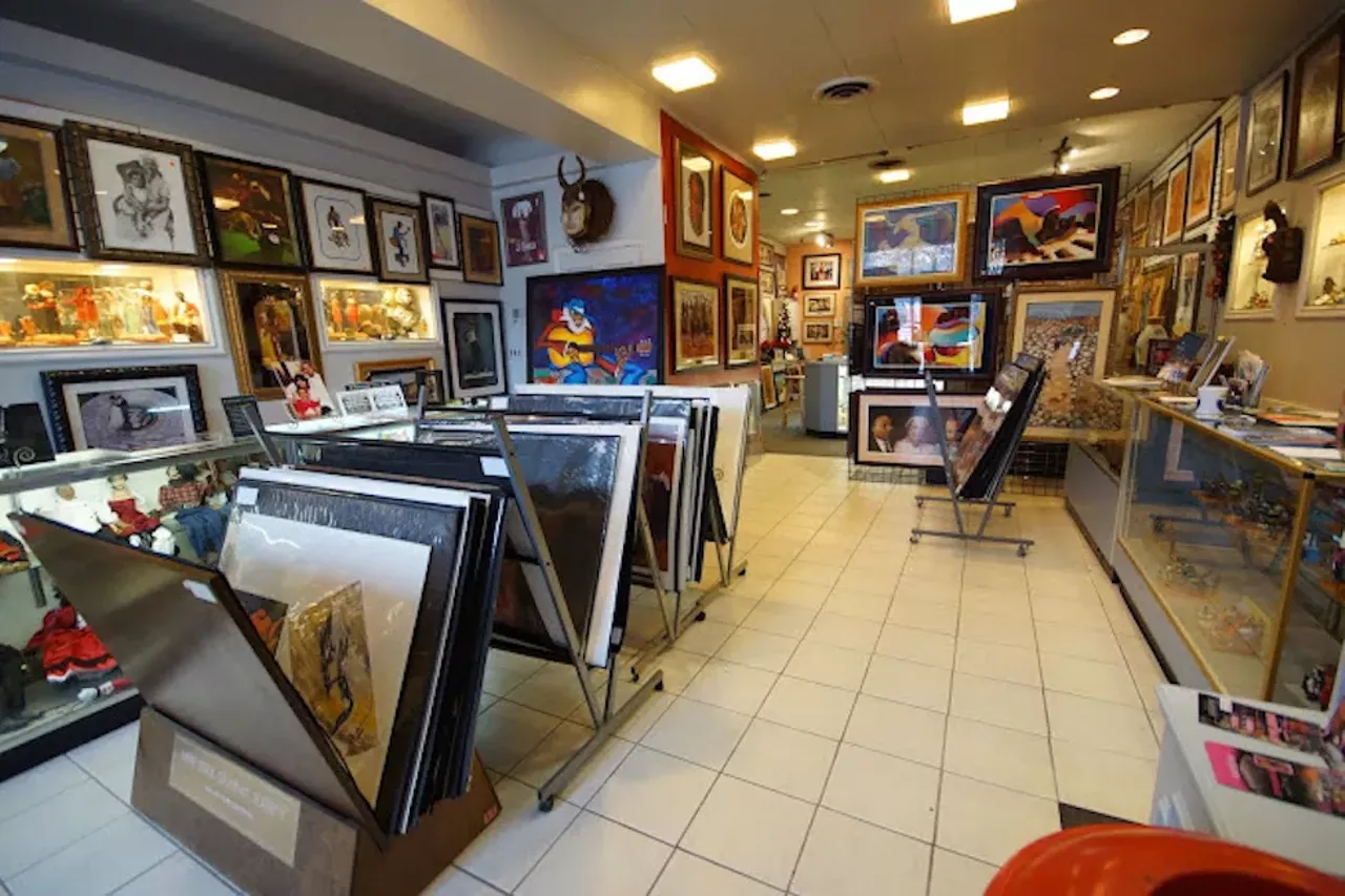 Sherwood Forest Art Gallery
19500 Livernois Ave.; 313-340-0411; sherwoodforestart.com
Sherwood Forest Art Gallery is another Avenue of Fashion highlight. This family-owned gallery and shop carries a huge collection of paintings, masks, sculptures, prints, and more from the African diaspora.
