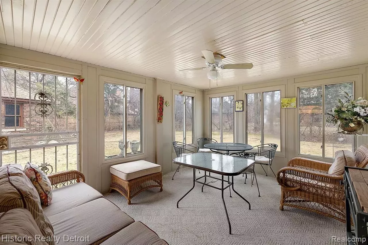 A stylish midcentury modern home in Detroit’s Sherwood Forest