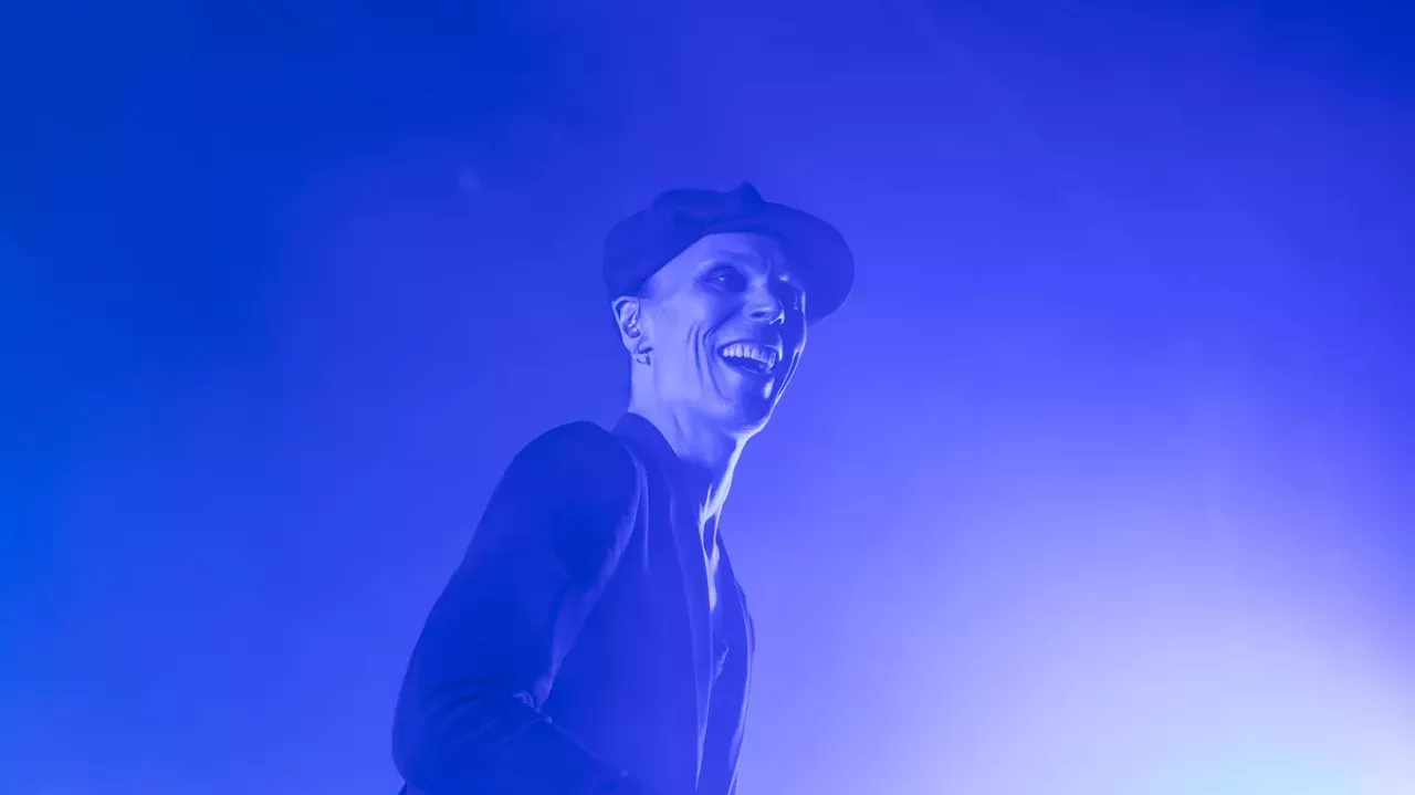 Image: Ville Valo brought his love-metal sound to Detroit's Saint Andrew's Hall [PHOTOS]