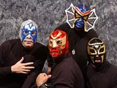 Image: Viva Los Straitjackets!