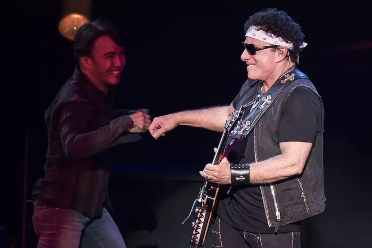 Image: We never stopped believing: Journey and the Doobie Brothers at DTE