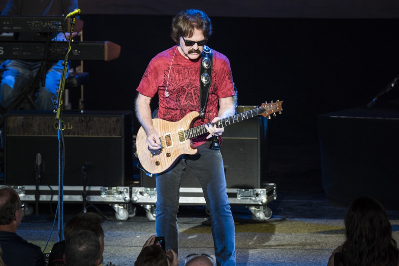 We never stopped believing:  Journey and the Doobie Brothers at DTE