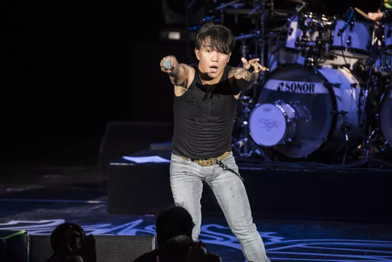 Image: We never stopped believing: Journey and the Doobie Brothers at DTE