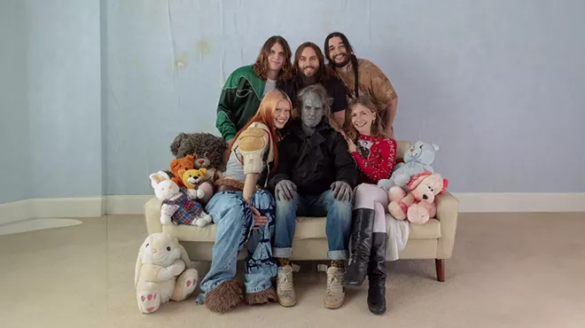 Image: Wet Leg Ticket + Hotel Deals