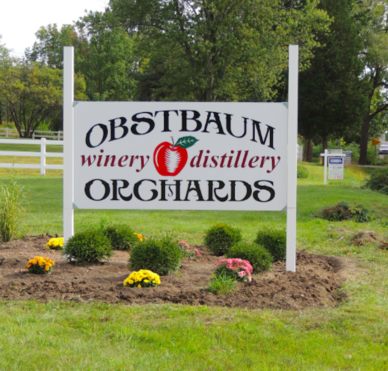 Obstbaum Orchards & Cider Mill 9252 Currie Rd., Salem; 248-468-9180; obstbaum.comThis family-run mill in Salem, which has been serving the community for over 40 years.