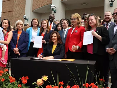 Image: Whitmer signs ‘red flag’ gun safety bills