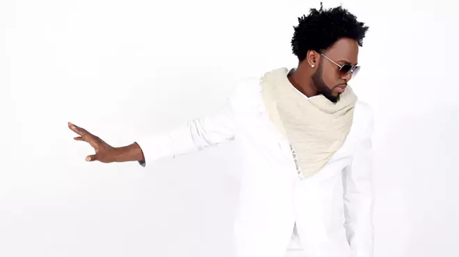 Dwele.