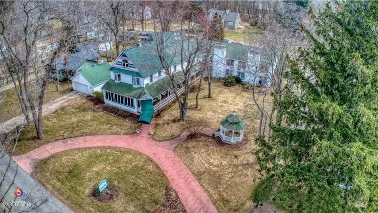 Image: You can buy an entire lakeside bed and breakfast near Saugatuck for $1.9 million