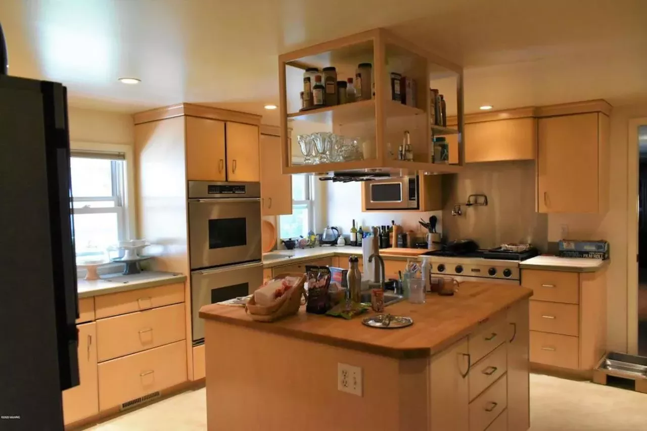 Image: You can buy an entire lakeside bed and breakfast near Saugatuck for $1.9 million