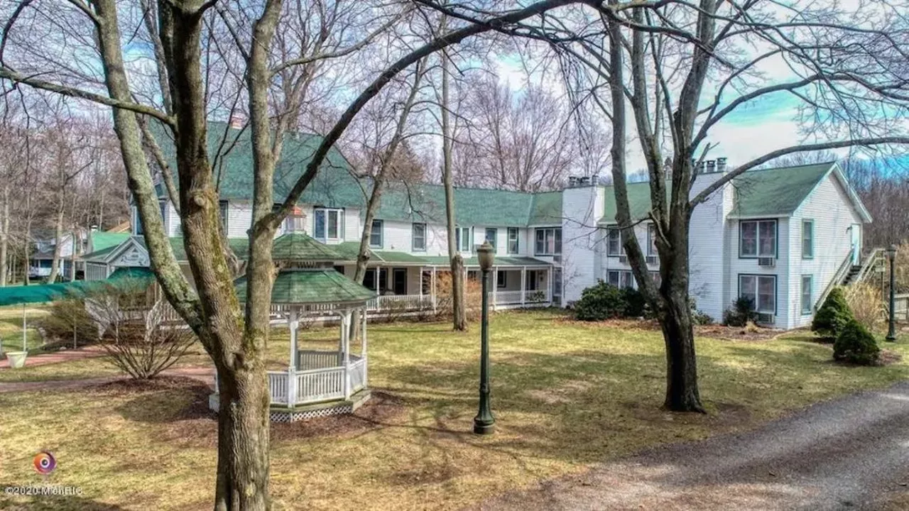 Image: You can buy an entire lakeside bed and breakfast near Saugatuck for $1.9 million
